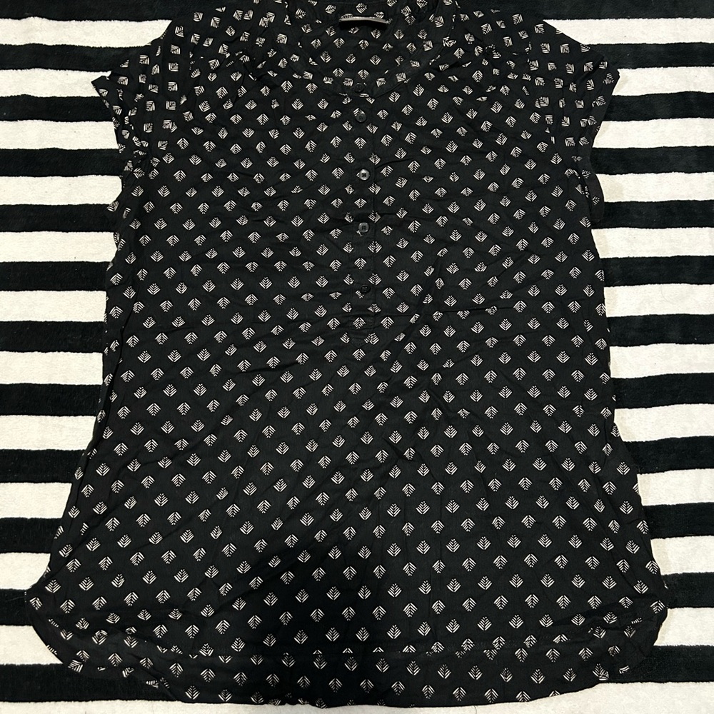 Elegant Black and White Women's Blouse